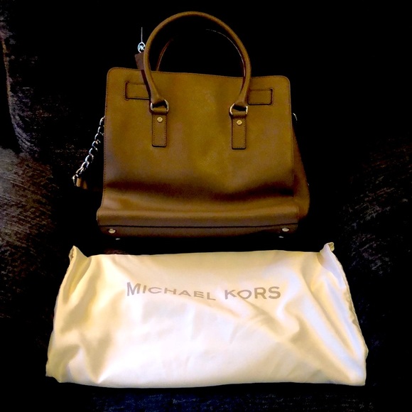 Michael Kors - Picture 2 of 6